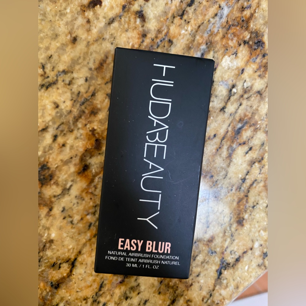 Dark shades bundle: MAC lip & cheek, Huda foundation & Milk sculpt stick NWB - Picture 2 of 7